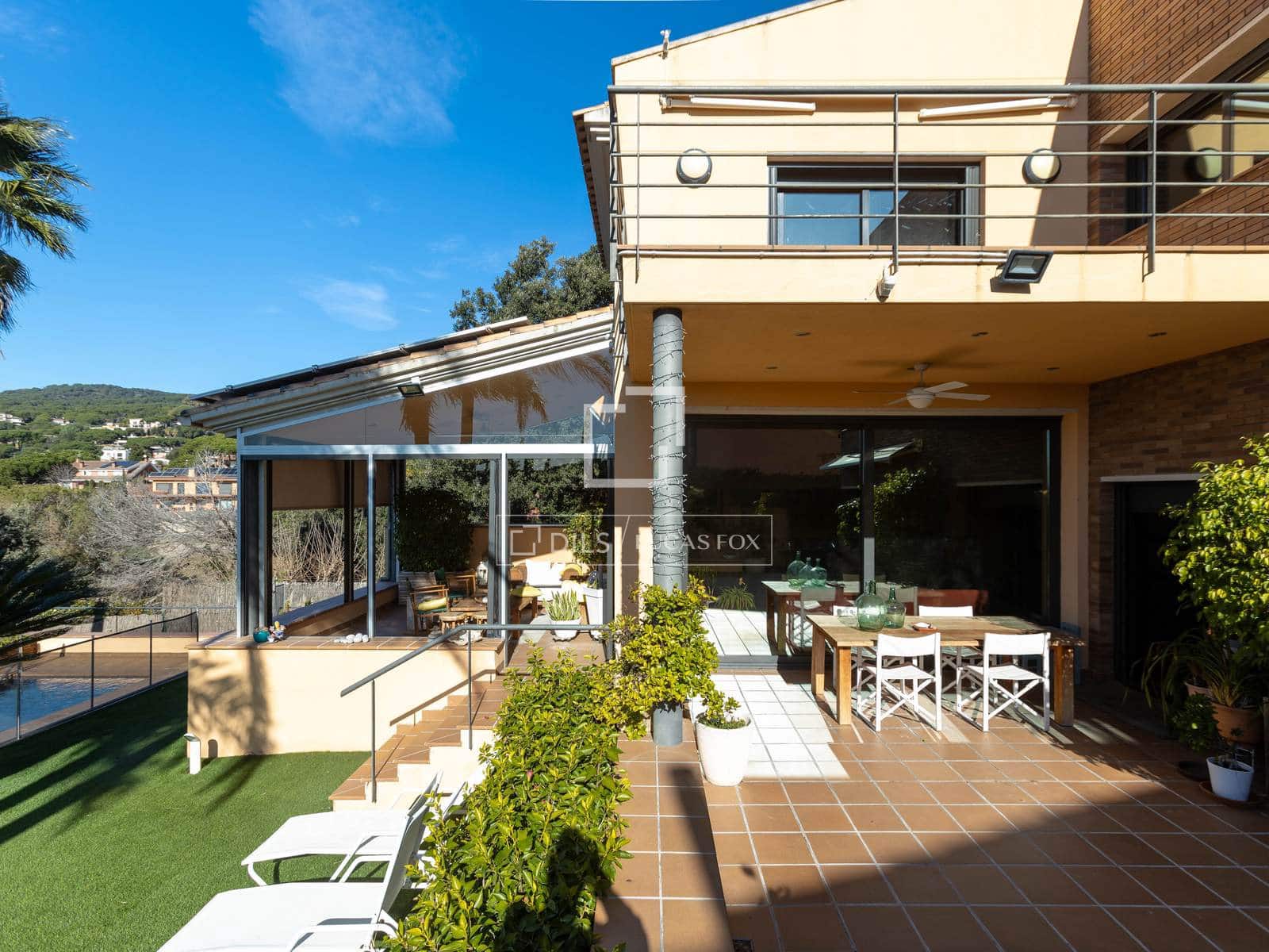 6 slaapkamer Villa te koop in Sant Vicenc de Montalt met zwembad garage - € 1.550.000 (Ref: 9569406)