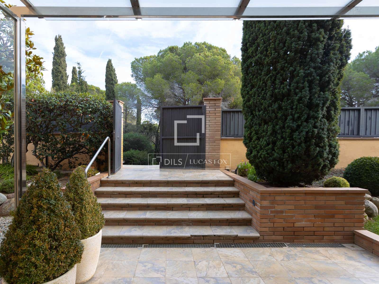 6 slaapkamer Villa te koop in Sant Vicenc de Montalt met zwembad garage - € 1.550.000 (Ref: 9569406)