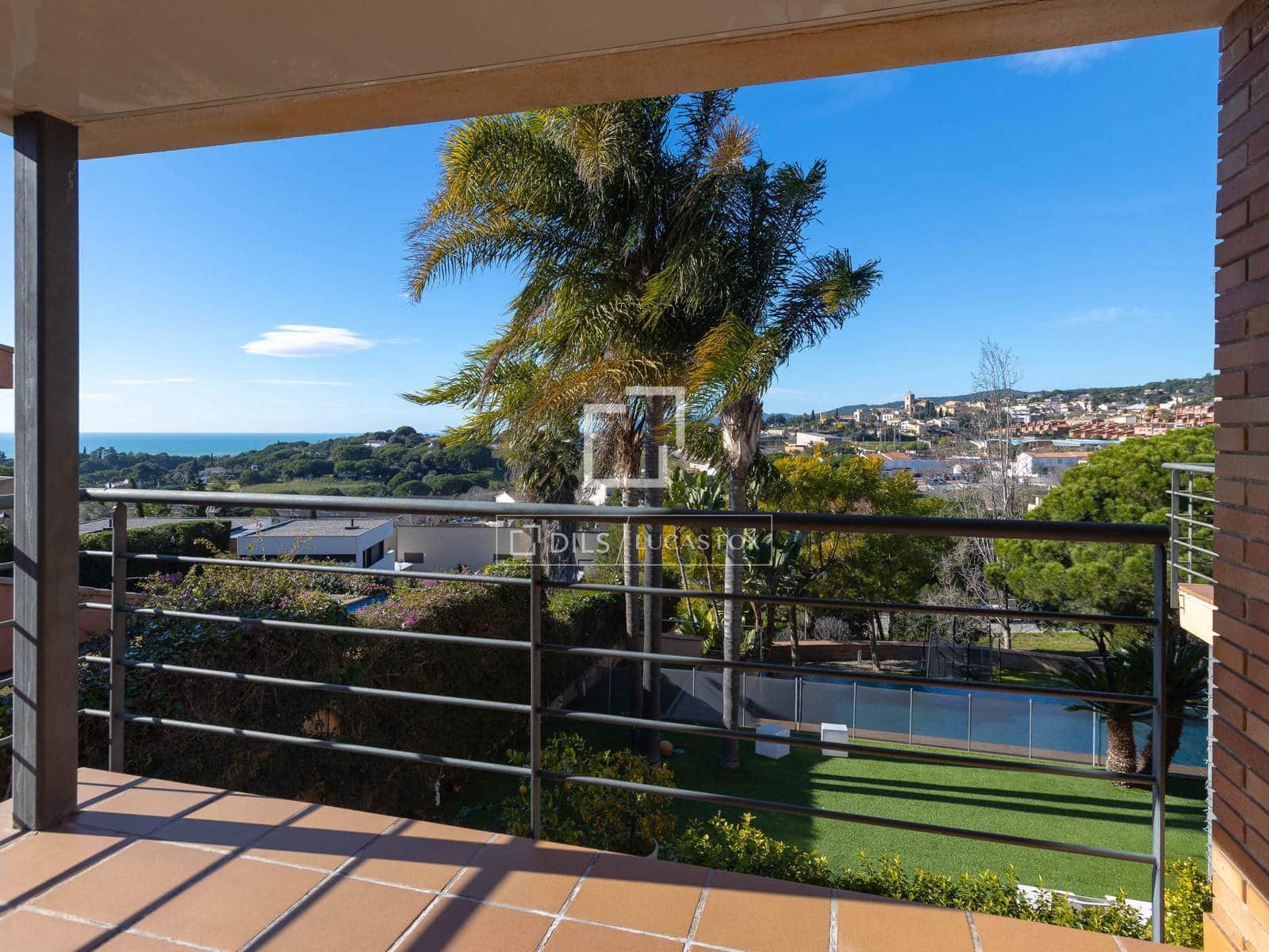 6 slaapkamer Villa te koop in Sant Vicenc de Montalt met zwembad garage - € 1.550.000 (Ref: 9569406)