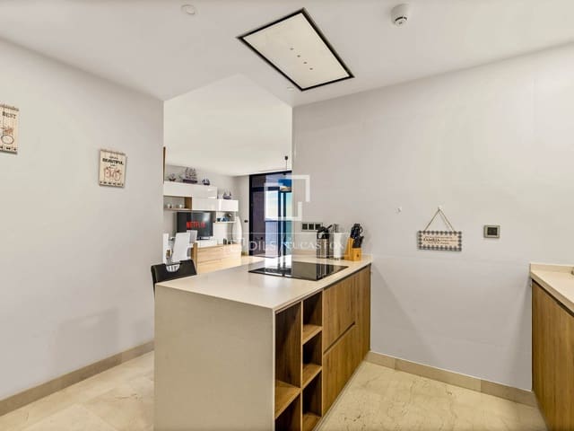 3 soveværelse Lejlighed til salg i Benidorm med swimmingpool garage - € 1.150.000 (Ref: 9569924)