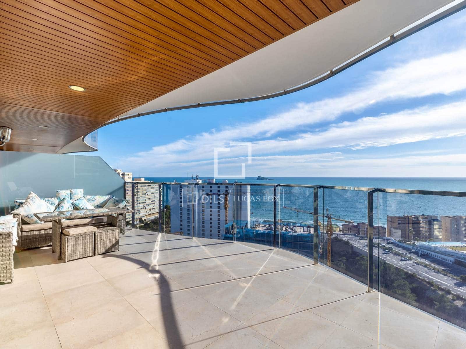 3 soveværelse Lejlighed til salg i Benidorm med swimmingpool garage - € 1.150.000 (Ref: 9569924)