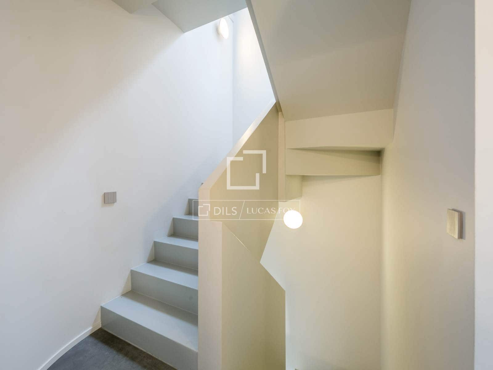 3 soveværelse Villa til salg i Gava med swimmingpool garage - € 1.280.000 (Ref: 9570052)