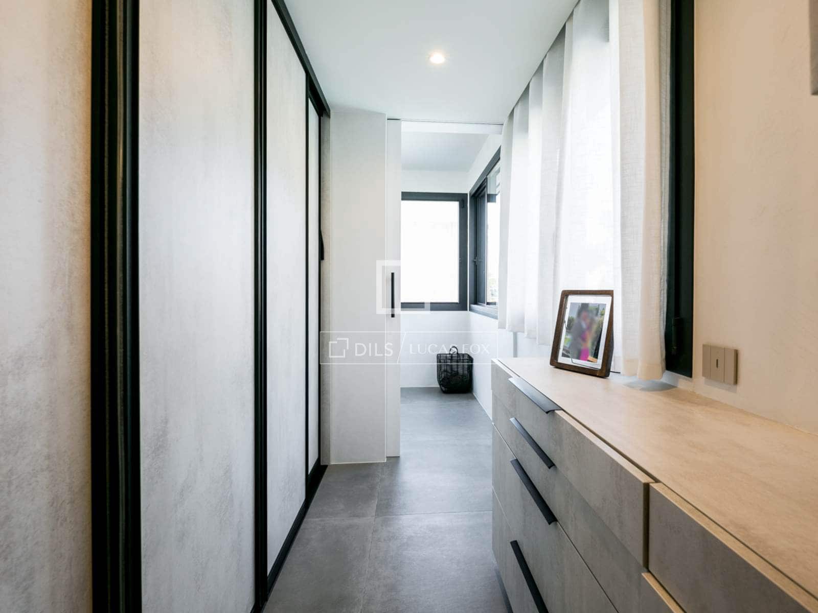 3 soveværelse Villa til salg i Gava med swimmingpool garage - € 1.280.000 (Ref: 9570052)