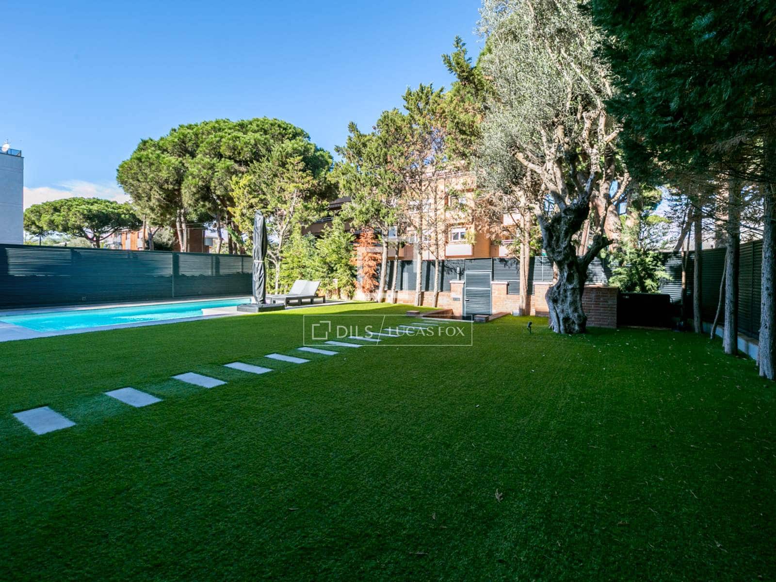 3 soveværelse Villa til salg i Gava med swimmingpool garage - € 1.280.000 (Ref: 9570052)