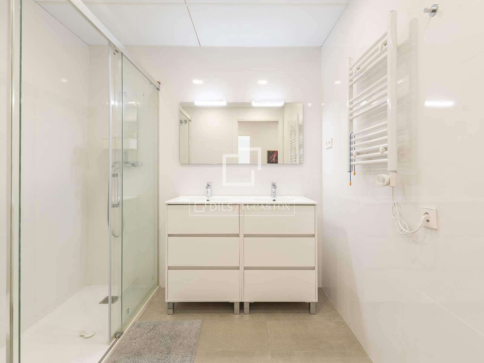 2 makuuhuone Huoneisto myytävänä paikassa Barcelona kaupunki - 990 000 € (Ref: 9570054)