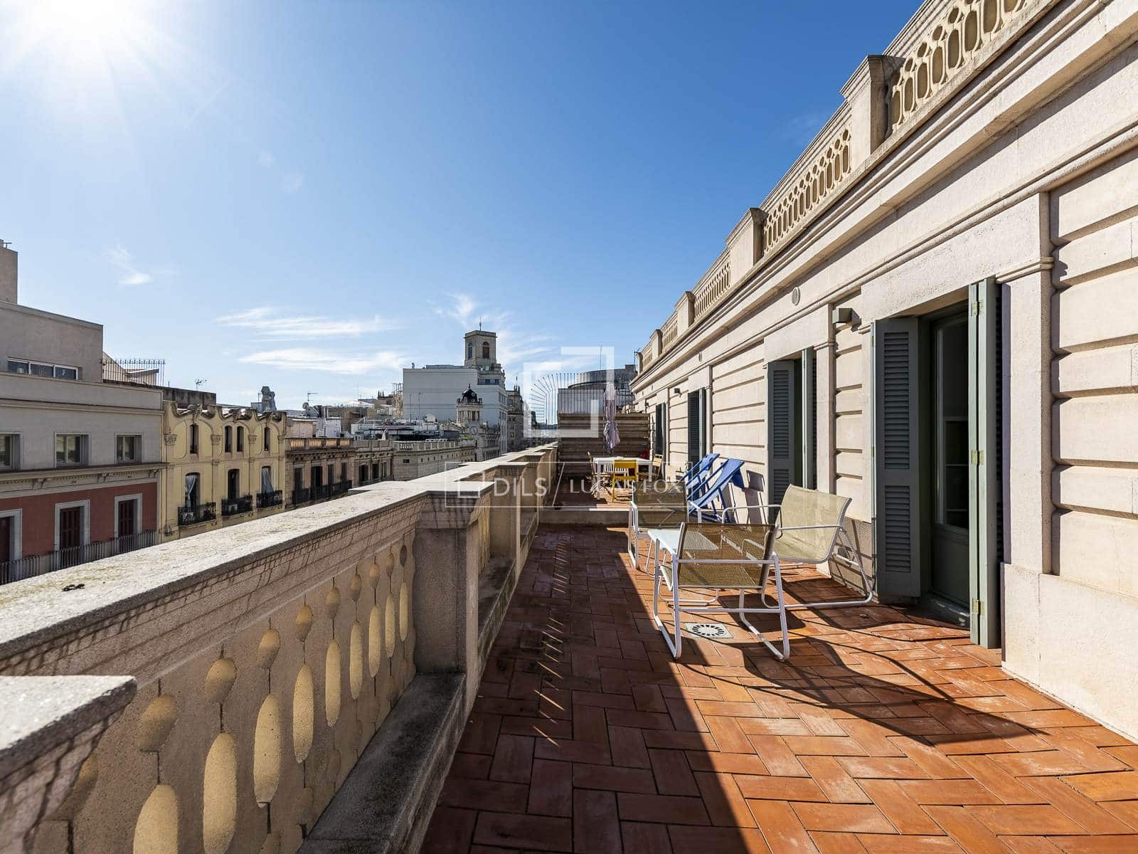 2 makuuhuone Huoneisto myytävänä paikassa Barcelona kaupunki - 990 000 € (Ref: 9570054)