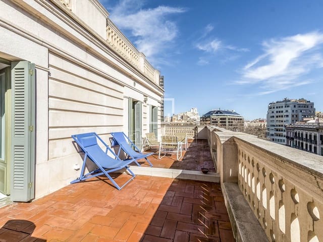 2 makuuhuone Huoneisto myytävänä paikassa Barcelona kaupunki - 990 000 € (Ref: 9570054)