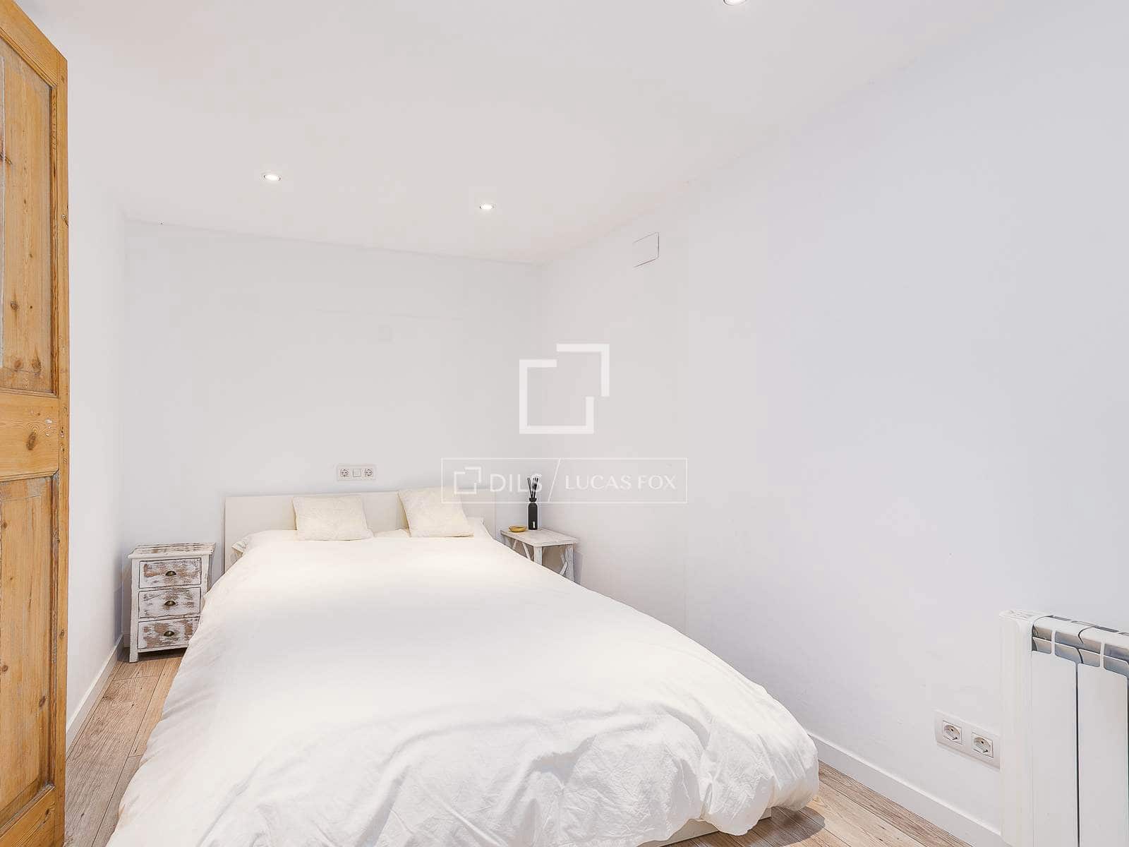 2 soveværelse Lejlighed til salg i Barcelona by - € 395.000 (Ref: 9570187)