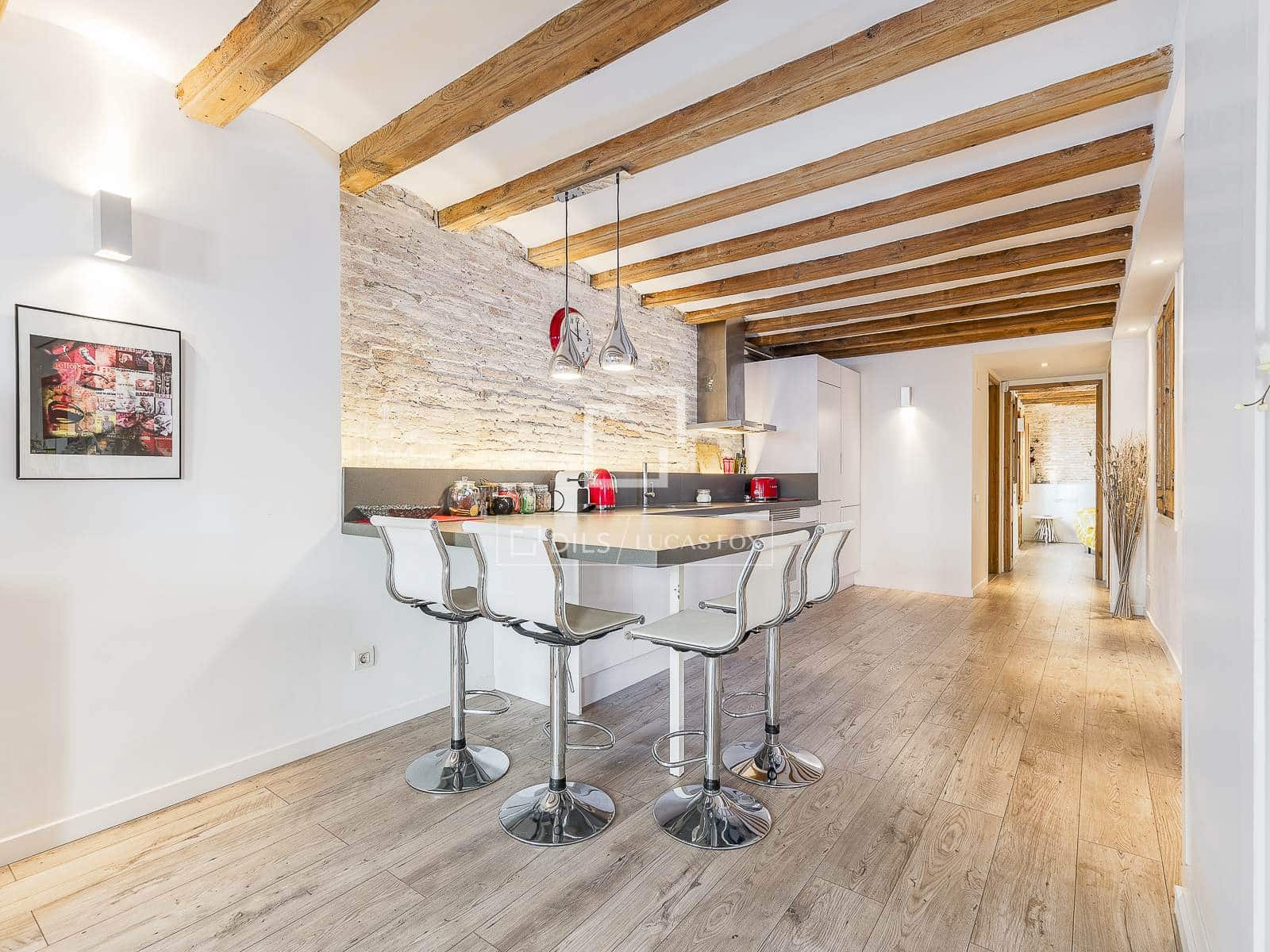 2 soveværelse Lejlighed til salg i Barcelona by - € 395.000 (Ref: 9570187)