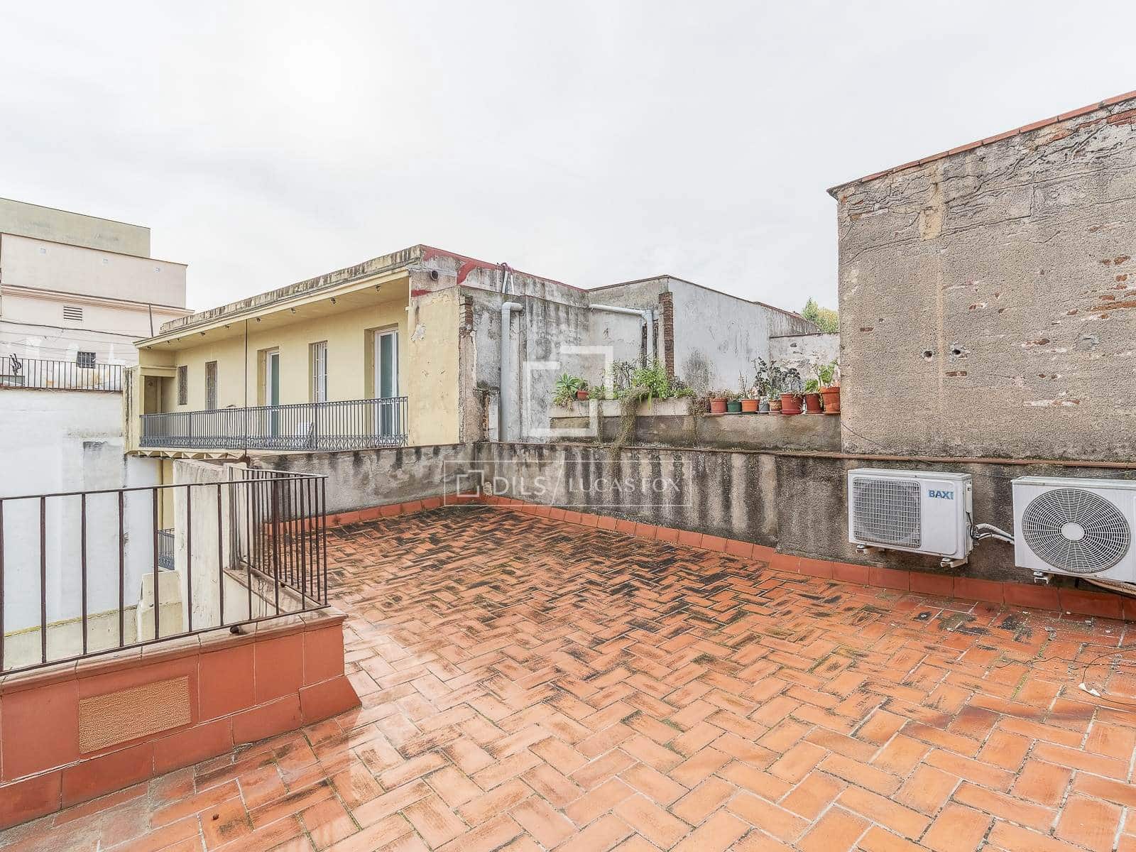 2 soveværelse Lejlighed til salg i Barcelona by - € 395.000 (Ref: 9570187)