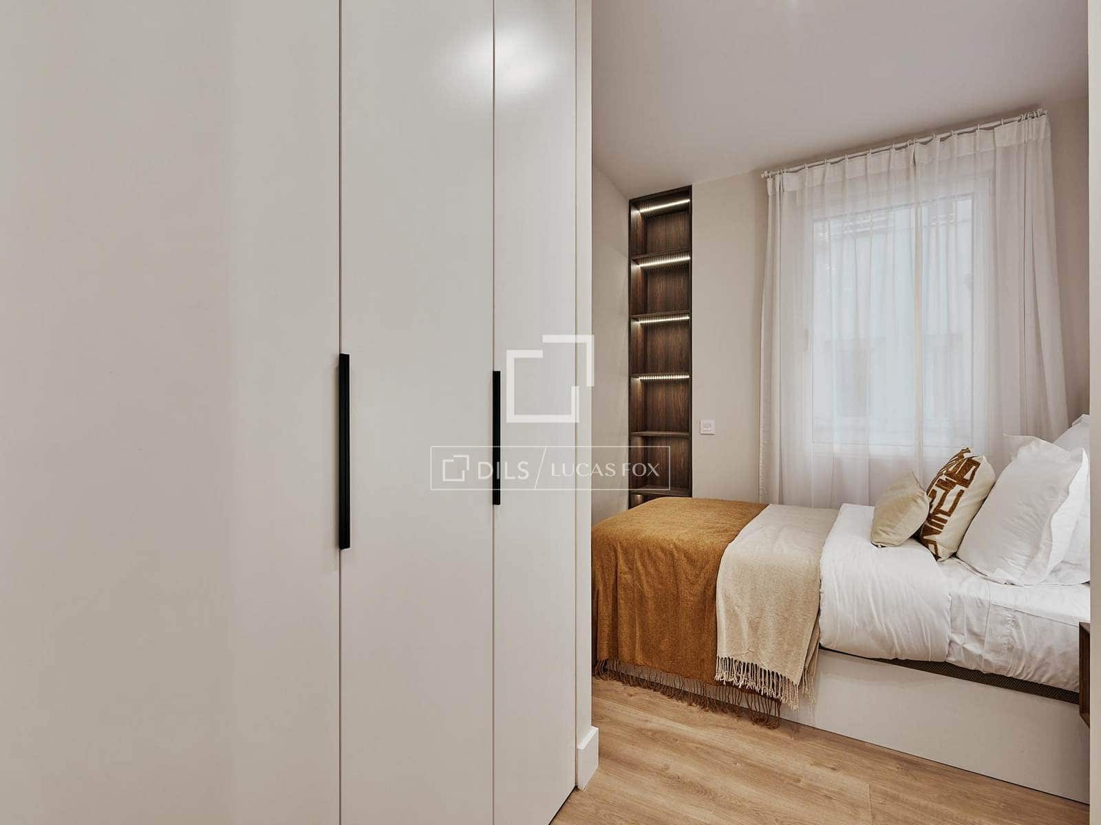 4 soveværelse Lejlighed til salg i Madrid by - € 1.379.000 (Ref: 9571575)