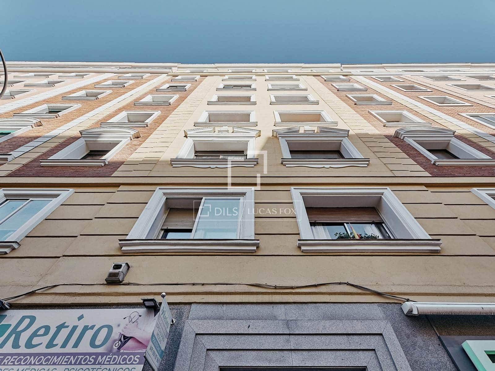 4 soveværelse Lejlighed til salg i Madrid by - € 1.379.000 (Ref: 9571575)