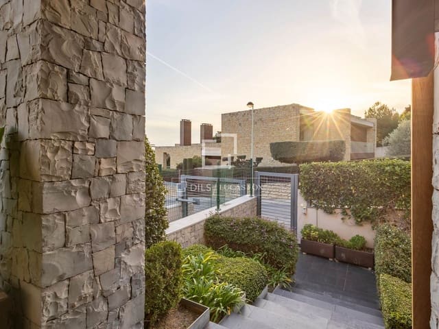 3 chambre Villa/Maison à vendre à Sagunto / Sagunt avec piscine - 2 300 000 € (Ref: 9571576)