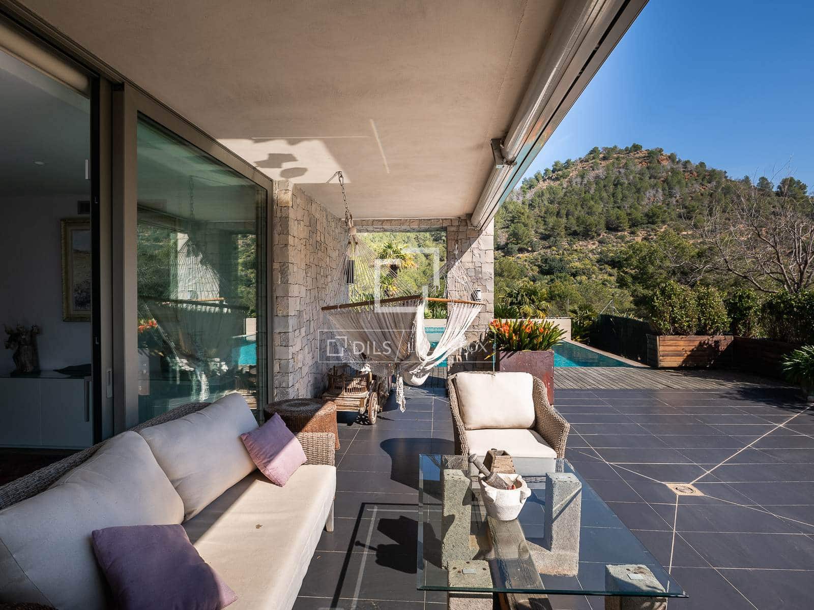 3 soveværelse Villa til salg i Sagunto / Sagunt med swimmingpool - € 2.300.000 (Ref: 9571576)