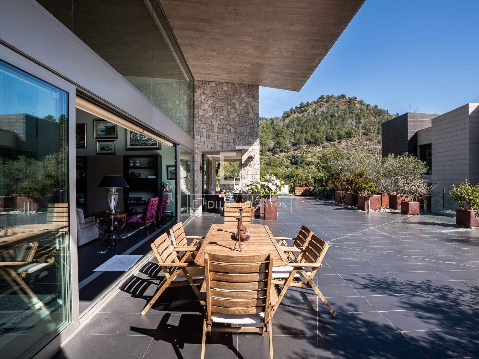 3 soveværelse Villa til salg i Sagunto / Sagunt med swimmingpool - € 2.300.000 (Ref: 9571576)