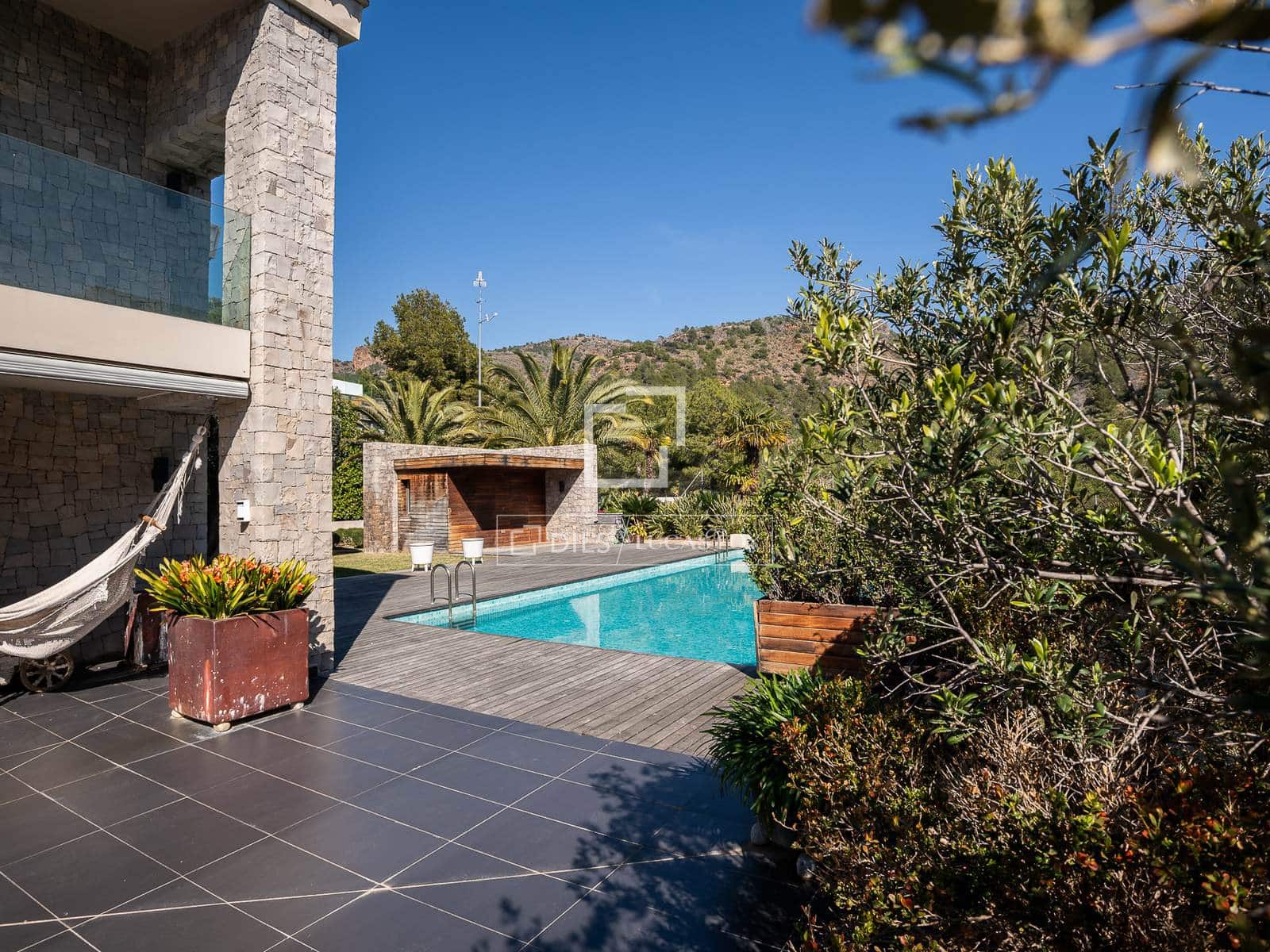 3 soveværelse Villa til salg i Sagunto / Sagunt med swimmingpool - € 2.300.000 (Ref: 9571576)