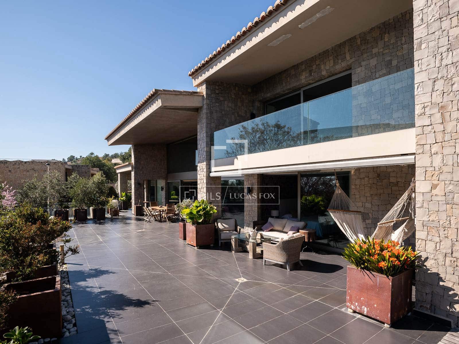 3 soveværelse Villa til salg i Sagunto / Sagunt med swimmingpool - € 2.300.000 (Ref: 9571576)