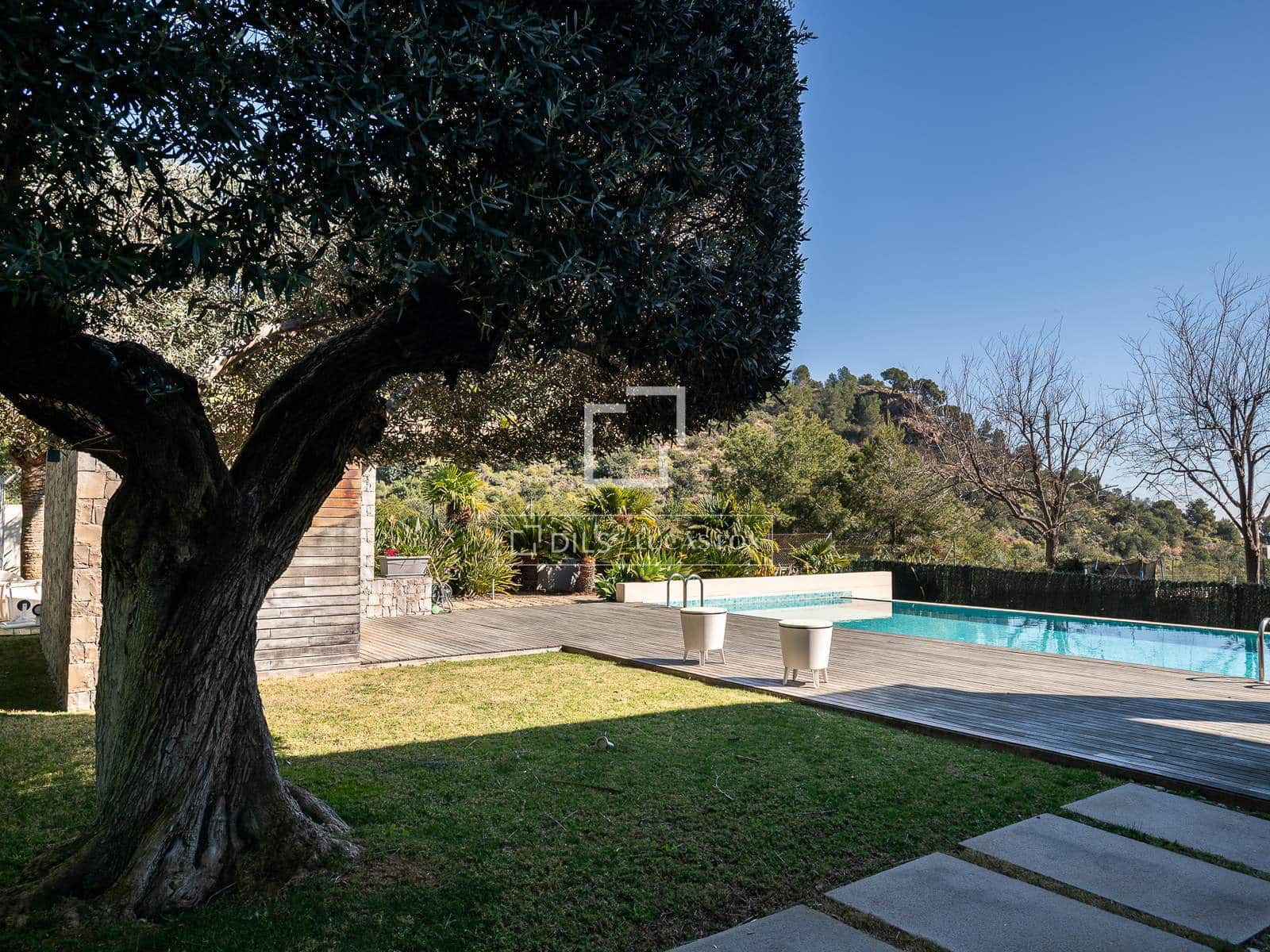 3 soveværelse Villa til salg i Sagunto / Sagunt med swimmingpool - € 2.300.000 (Ref: 9571576)