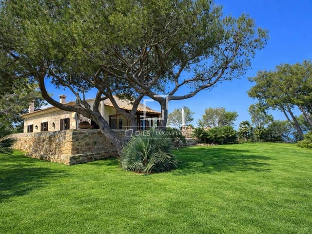 3 slaapkamer Villa te koop in Alcúdia met zwembad garage - € 7.500.000 (Ref: 9571577)