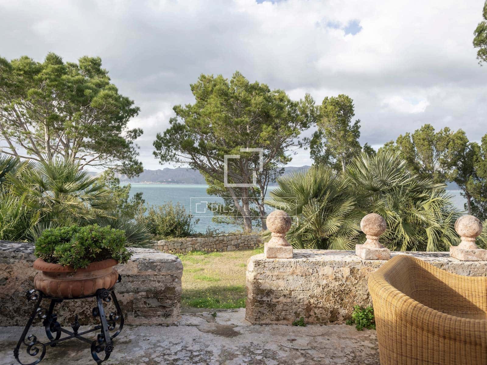 3 soverom Villa til salgs i Alcudia med svømmebasseng garasje - € 7 500 000 (Ref: 9571577)