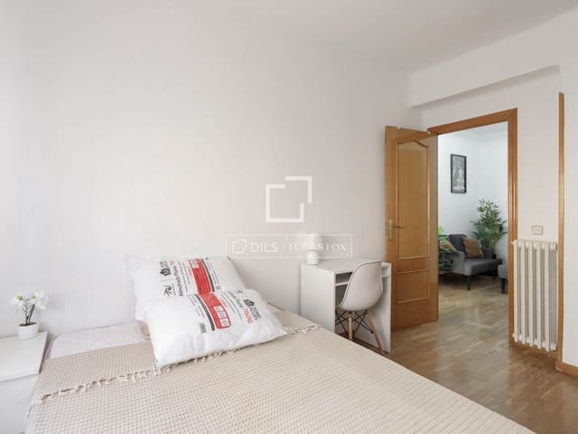 4 soveværelse Lejlighed til leje i Madrid by - € 2.700 (Ref: 9571907)