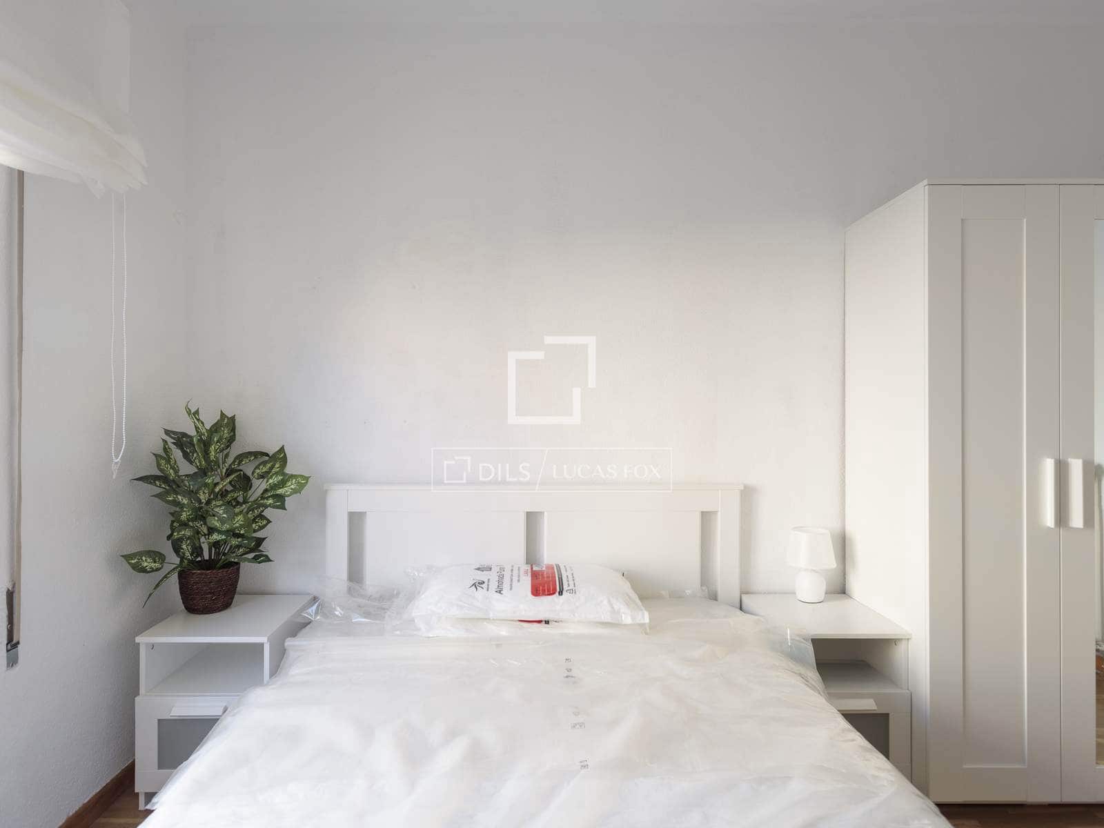 4 soveværelse Lejlighed til leje i Madrid by - € 2.700 (Ref: 9571907)