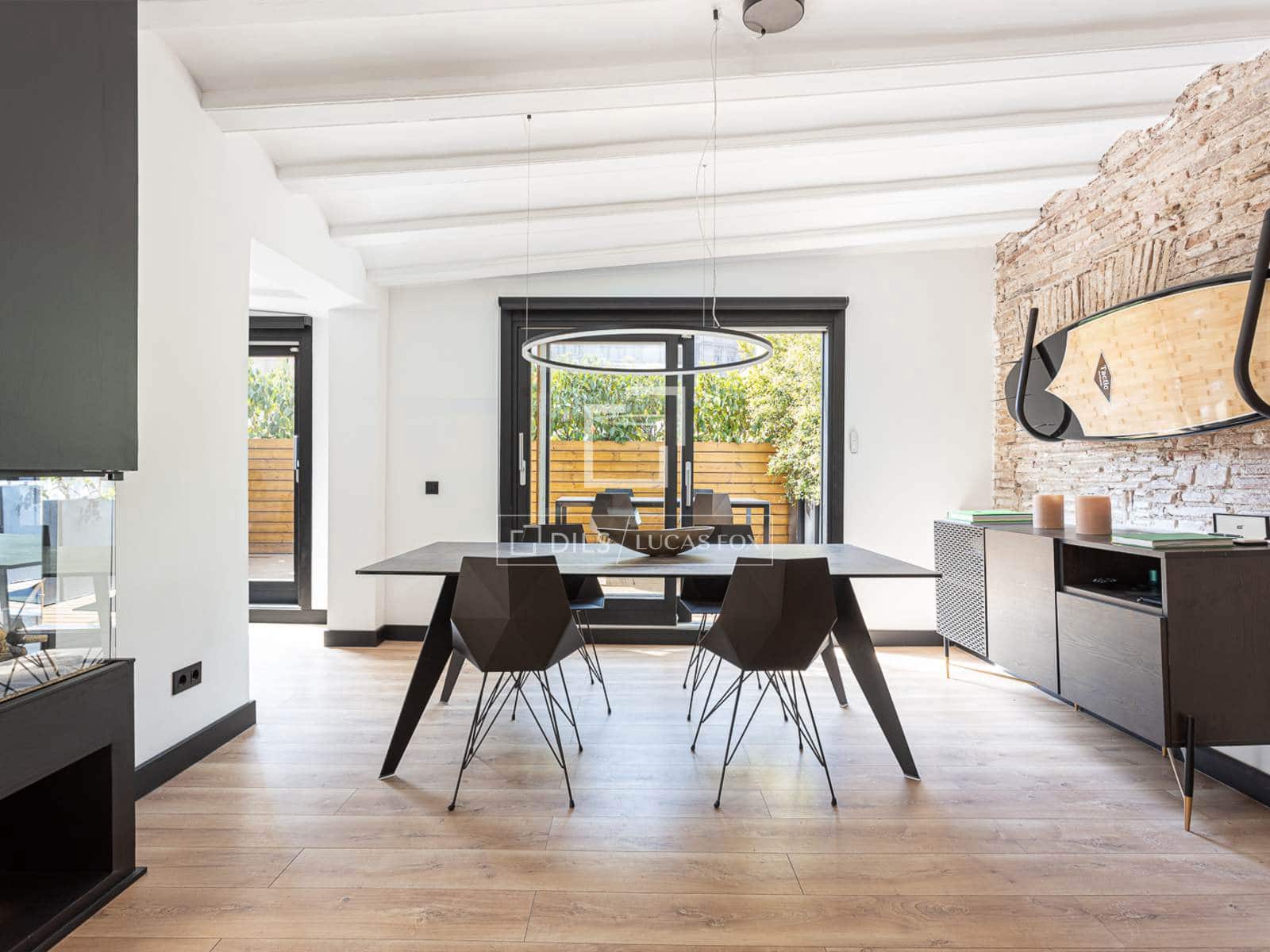 2 slaapkamer Penthouse te koop in Barcelona stad - € 795.000 (Ref: 9572099)