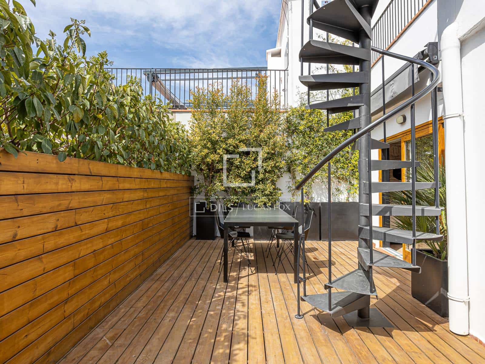 2 slaapkamer Penthouse te koop in Barcelona stad - € 795.000 (Ref: 9572099)