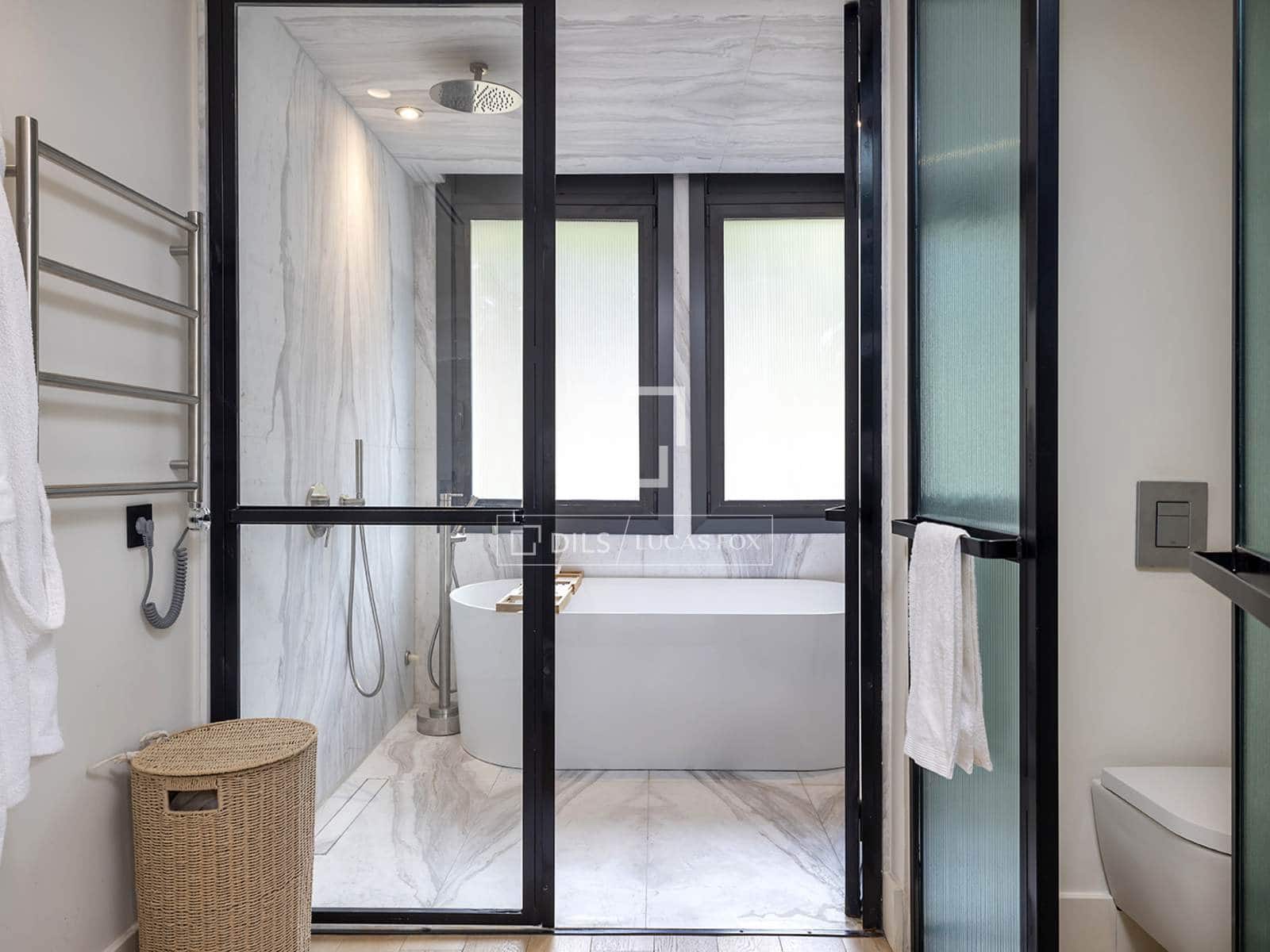 5 soveværelse Villa til salg i Barcelona by med swimmingpool - € 5.350.000 (Ref: 9572100)