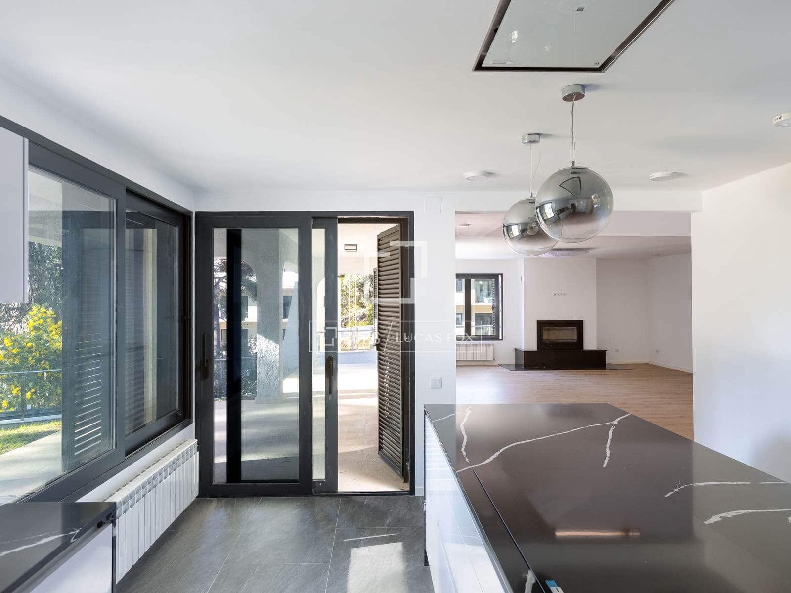 8 soverom Villa til salgs i Cabrera de Mar med svømmebasseng garasje - € 1 890 000 (Ref: 9572101)