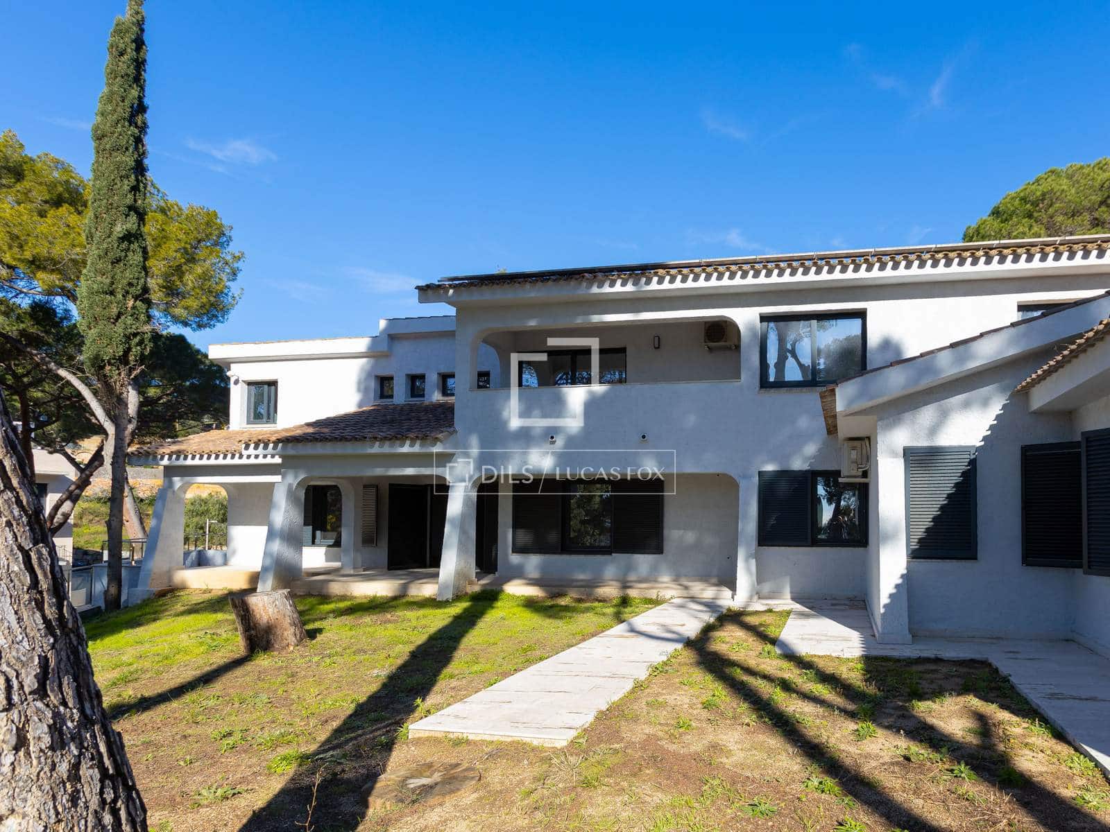 8 soverom Villa til salgs i Cabrera de Mar med svømmebasseng garasje - € 1 890 000 (Ref: 9572101)