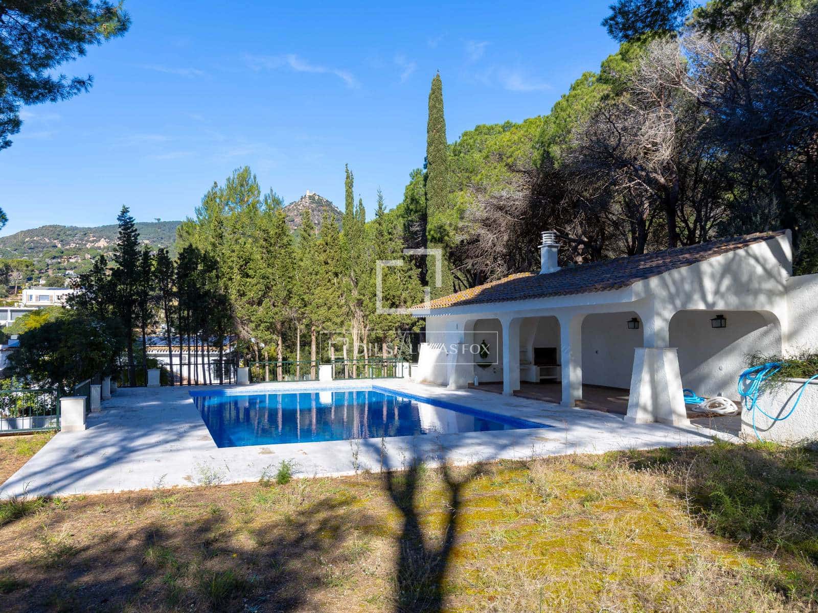 8 soverom Villa til salgs i Cabrera de Mar med svømmebasseng garasje - € 1 890 000 (Ref: 9572101)