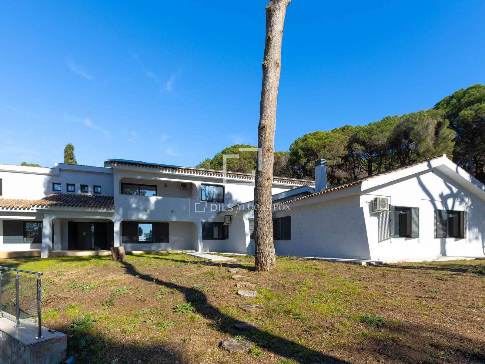 8 soverom Villa til salgs i Cabrera de Mar med svømmebasseng garasje - € 1 890 000 (Ref: 9572101)