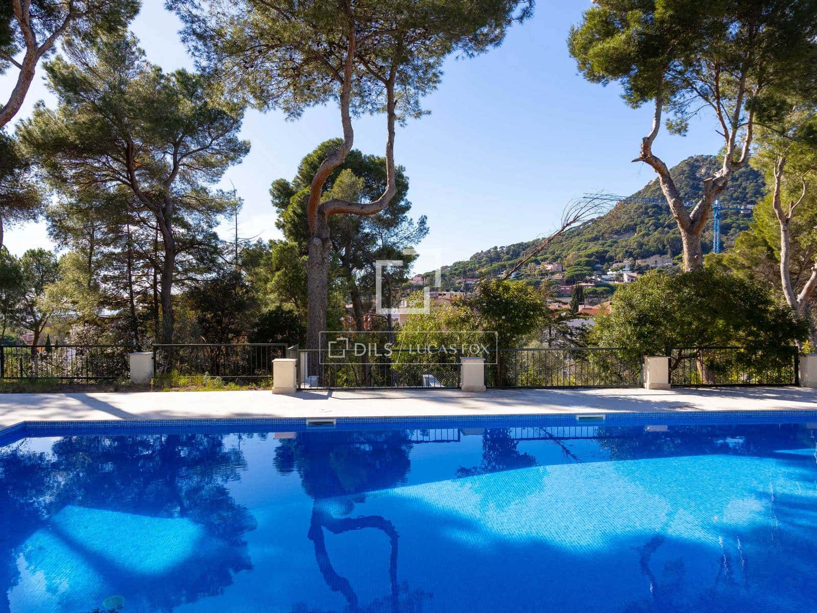 8 soverom Villa til salgs i Cabrera de Mar med svømmebasseng garasje - € 1 890 000 (Ref: 9572101)