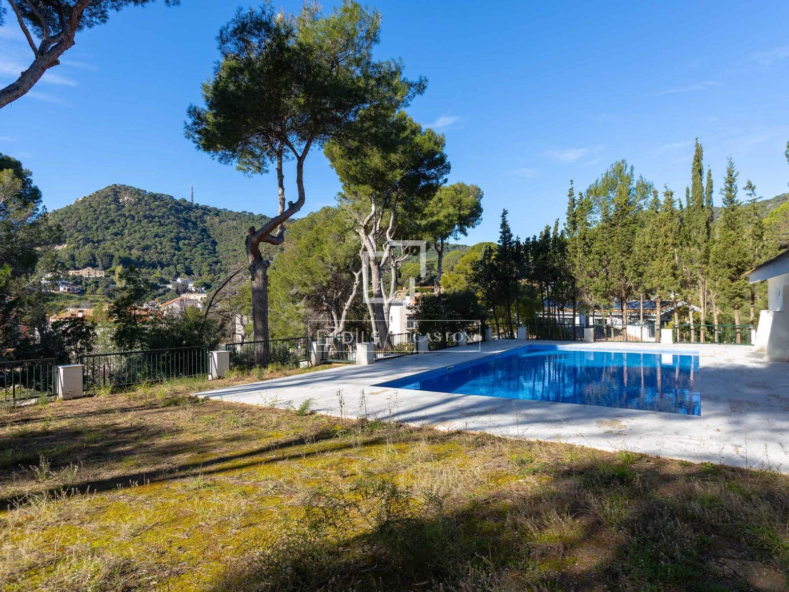 8 soverom Villa til salgs i Cabrera de Mar med svømmebasseng garasje - € 1 890 000 (Ref: 9572101)