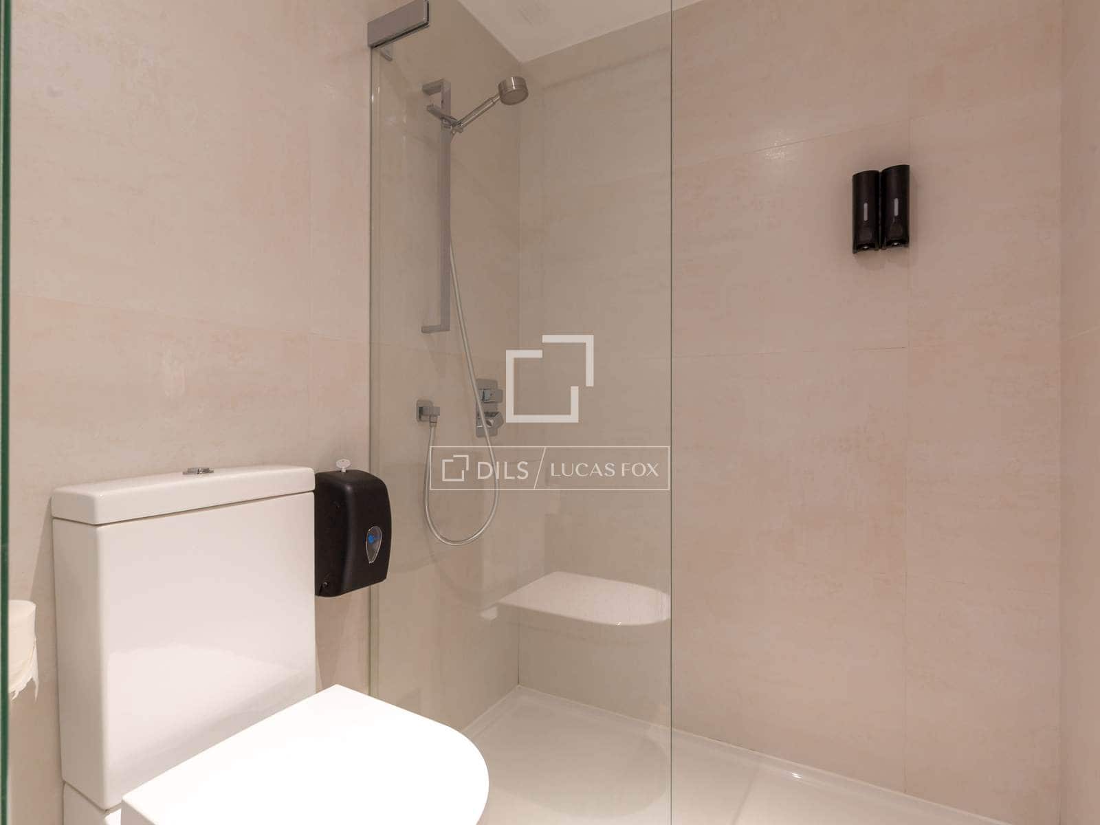 4 Zimmer Apartment zu vermieten in Esplugues de Llobregat mit Pool Garage - 5.000 € (Ref: 9572102)