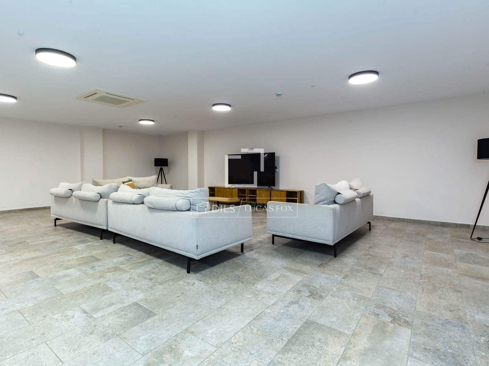 4 Zimmer Apartment zu vermieten in Esplugues de Llobregat mit Pool Garage - 5.000 € (Ref: 9572102)