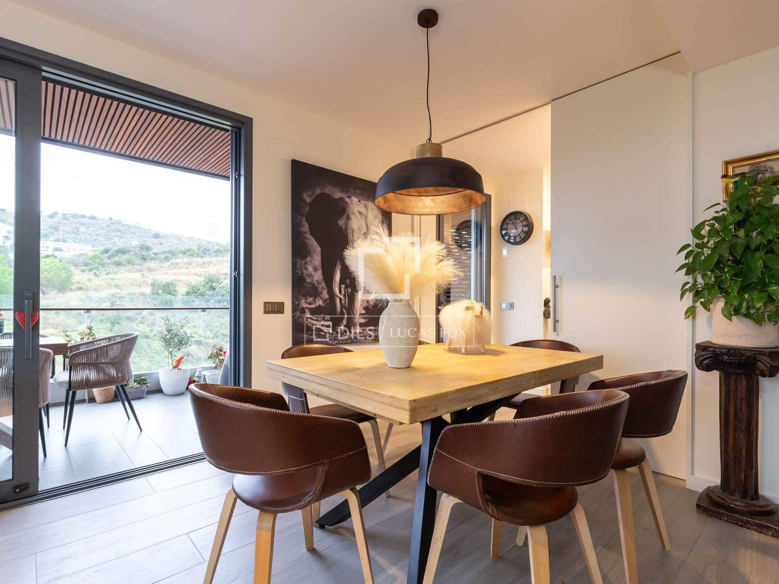 4 Zimmer Apartment zu vermieten in Esplugues de Llobregat mit Pool Garage - 5.000 € (Ref: 9572102)