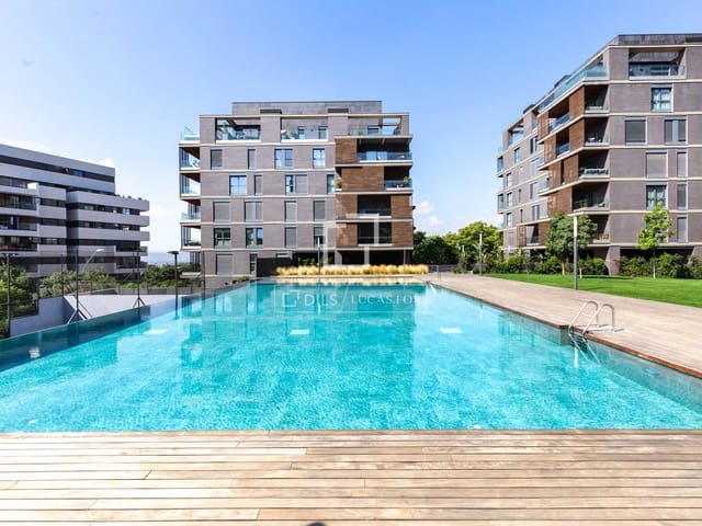 4 Zimmer Apartment zu vermieten in Esplugues de Llobregat mit Pool Garage - 5.000 € (Ref: 9572102)
