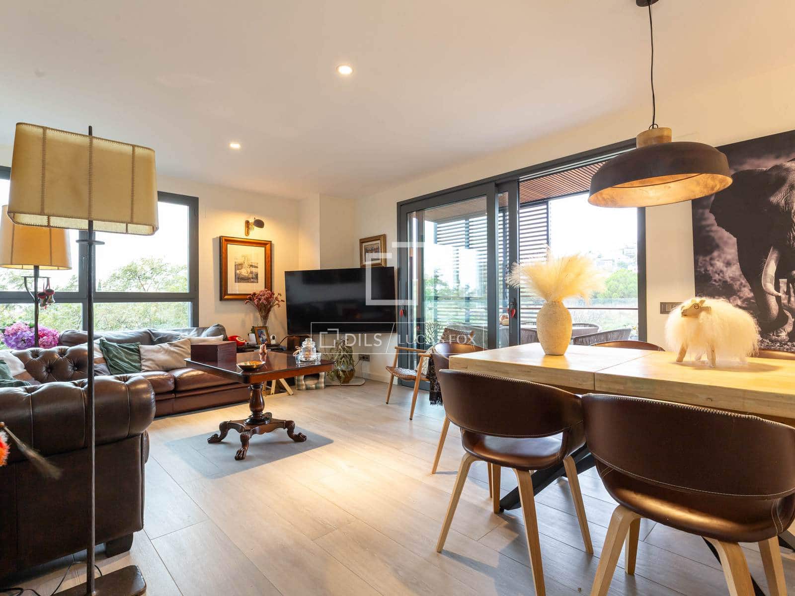 4 Zimmer Apartment zu vermieten in Esplugues de Llobregat mit Pool Garage - 5.000 € (Ref: 9572102)