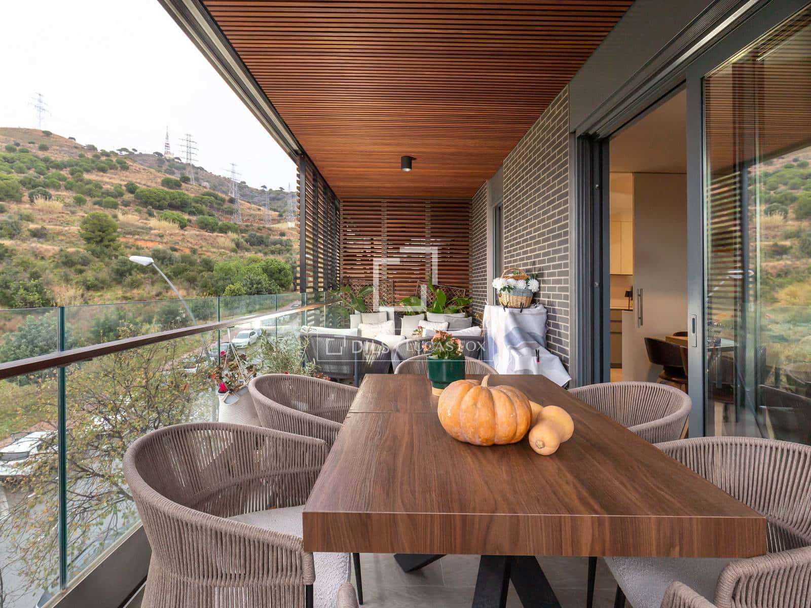 4 Zimmer Apartment zu vermieten in Esplugues de Llobregat mit Pool Garage - 5.000 € (Ref: 9572102)