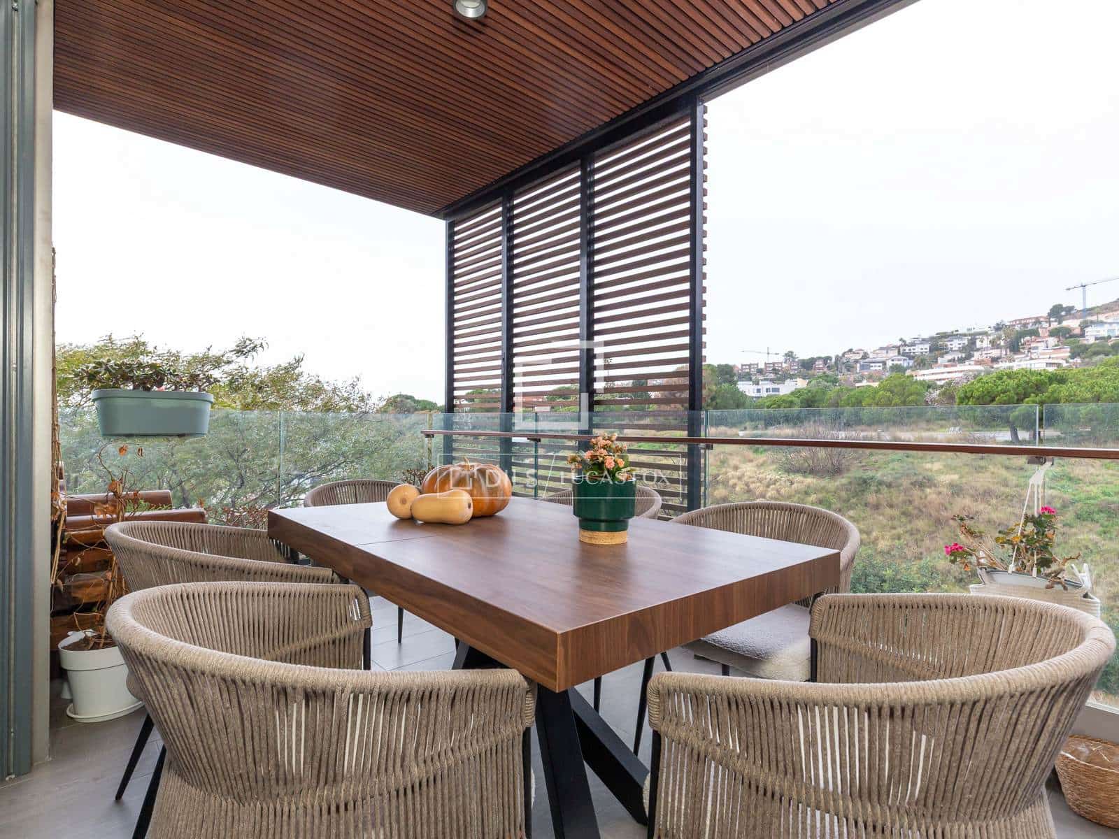 4 Zimmer Apartment zu vermieten in Esplugues de Llobregat mit Pool Garage - 5.000 € (Ref: 9572102)