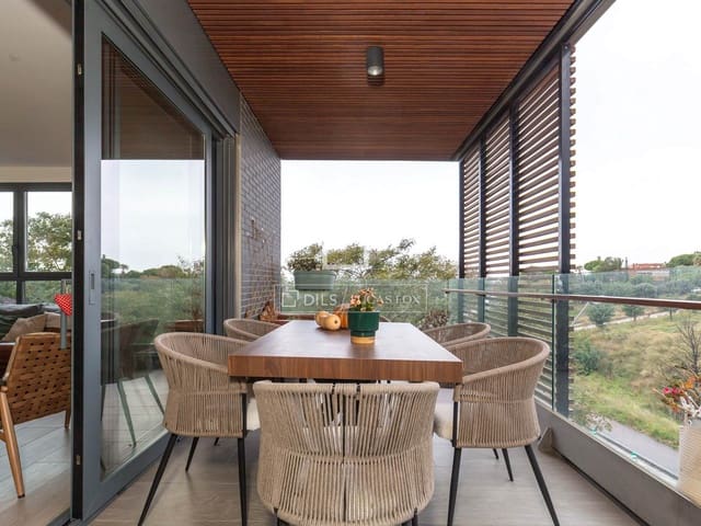 4 Zimmer Apartment zu vermieten in Esplugues de Llobregat mit Pool Garage - 5.000 € (Ref: 9572102)