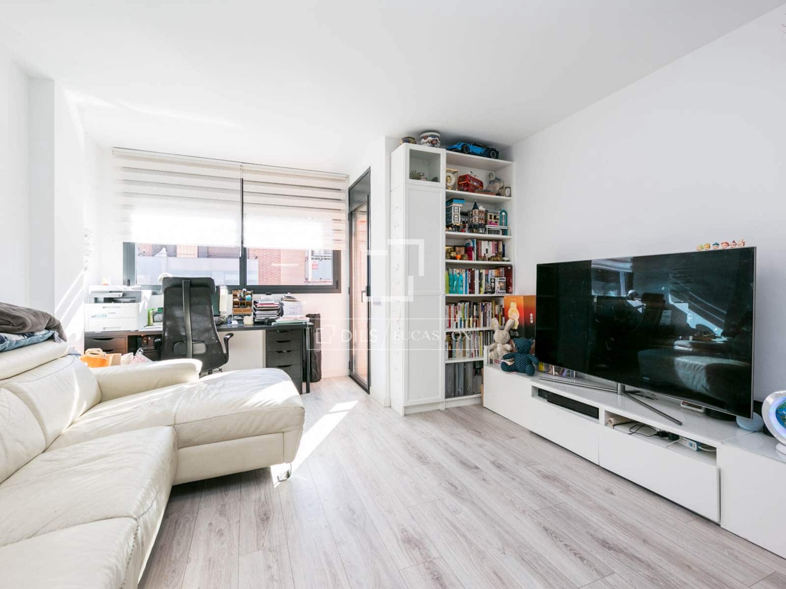 3 quarto Apartamento para venda em Castelldefels com piscina garagem - 570 000 € (Ref: 9572214)