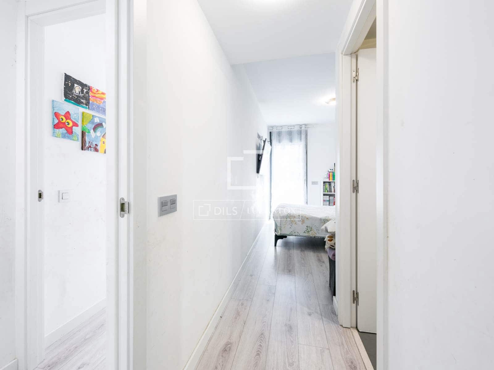 3 quarto Apartamento para venda em Castelldefels com piscina garagem - 570 000 € (Ref: 9572214)