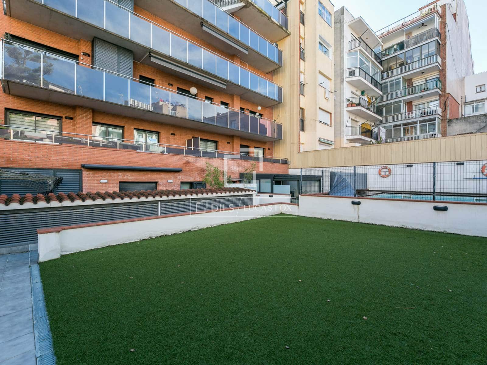 3 quarto Apartamento para venda em Castelldefels com piscina garagem - 570 000 € (Ref: 9572214)