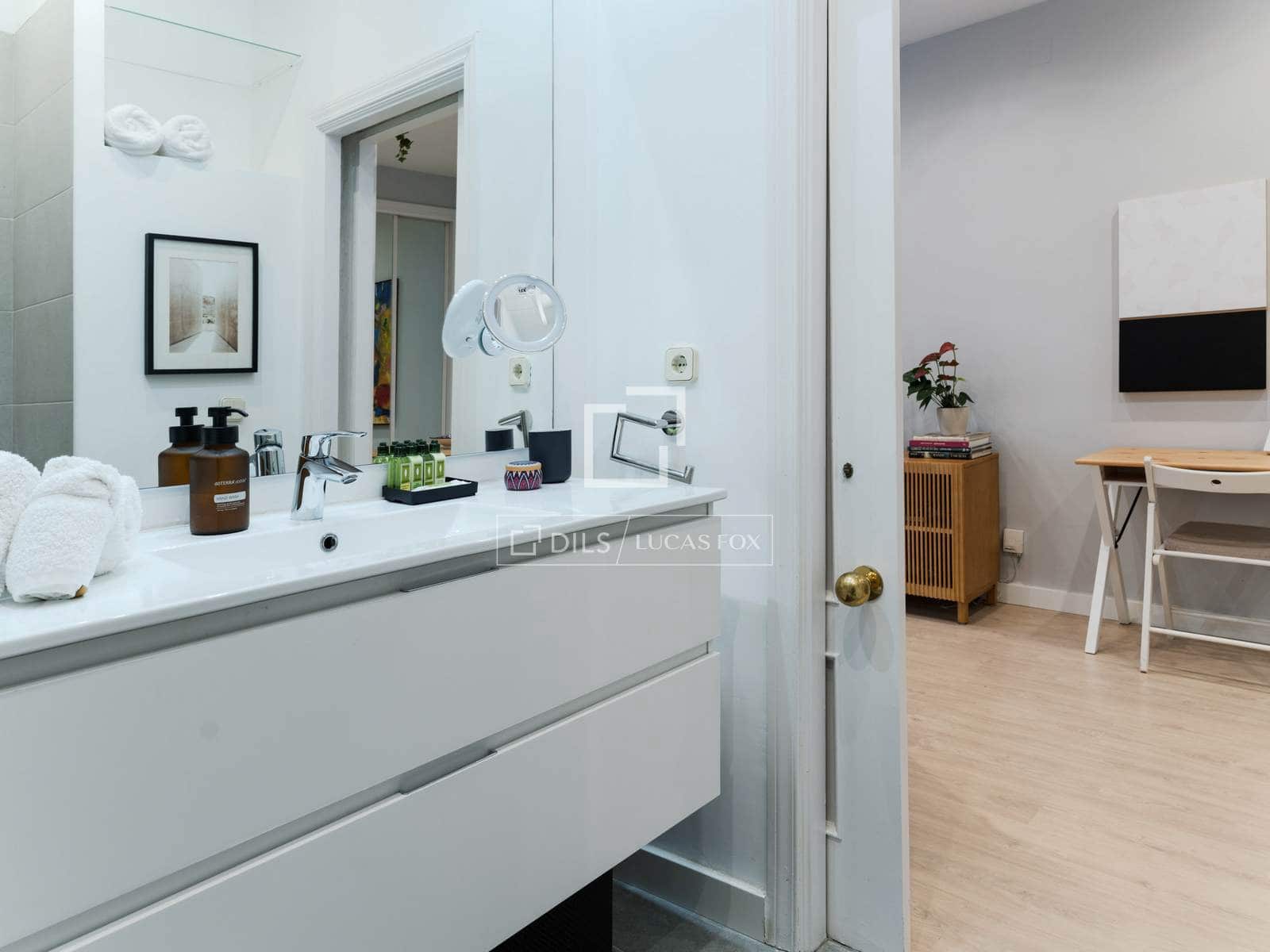 1 soveværelse Lejlighed til leje i Madrid by med garage - € 3.000 (Ref: 9572287)