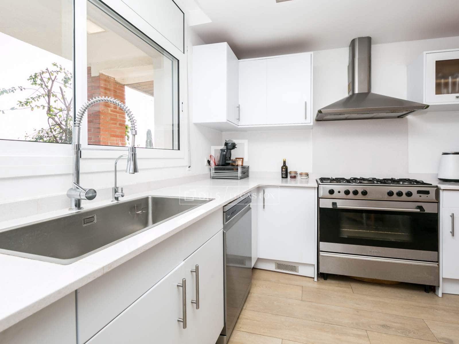 4 slaapkamer Villa te koop in Castelldefels met zwembad - € 1.400.000 (Ref: 9572289)