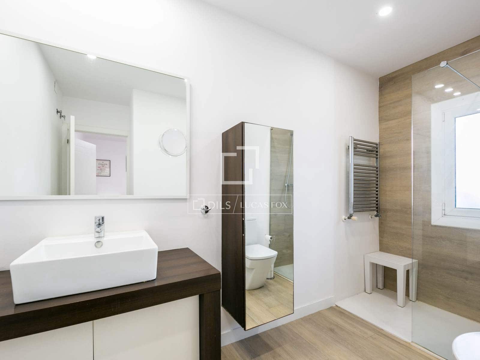 4 slaapkamer Villa te koop in Castelldefels met zwembad - € 1.400.000 (Ref: 9572289)