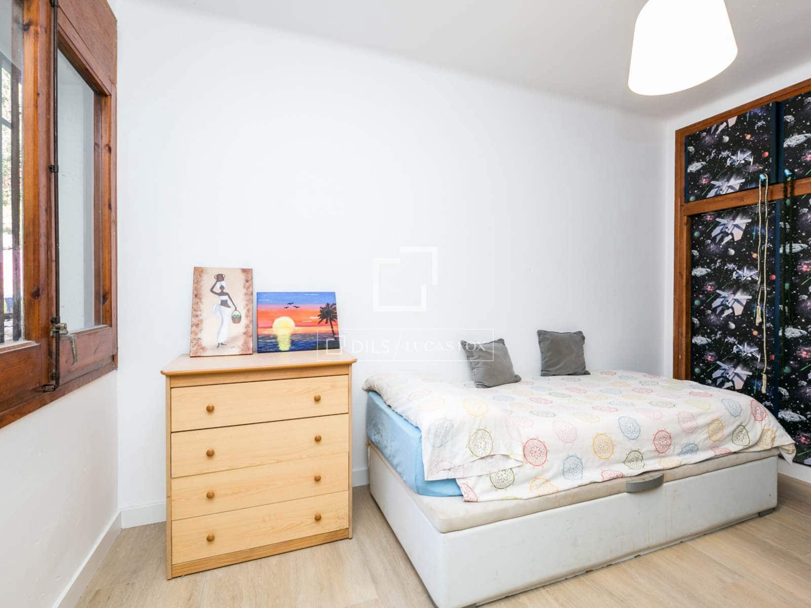 4 slaapkamer Villa te koop in Castelldefels met zwembad - € 1.400.000 (Ref: 9572289)